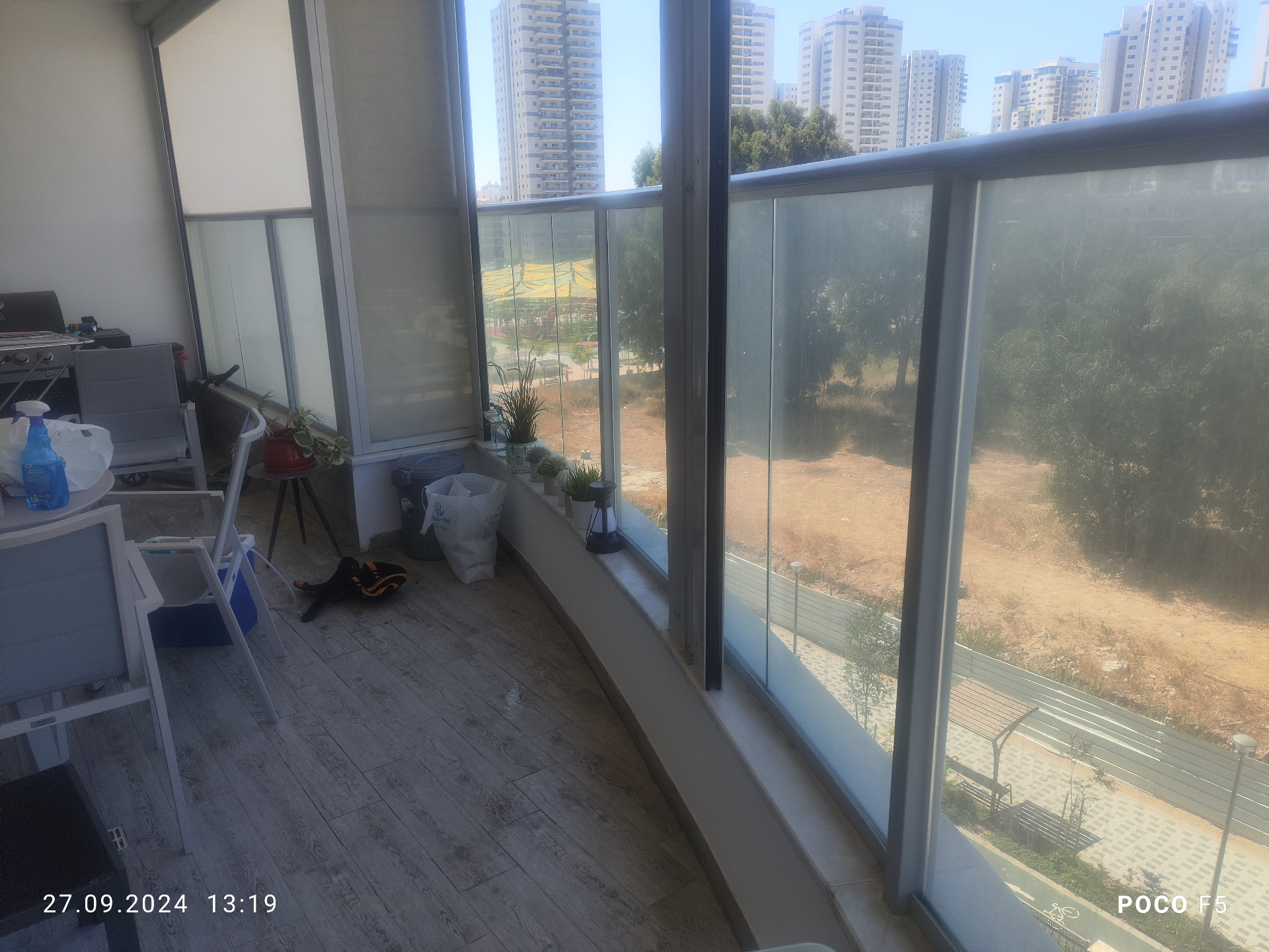 מרפסת זכוכית - לפני